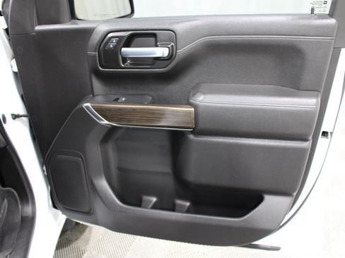 Used 2021 Chevrolet Silverado 1500 RST w/ Z71 Off-Road Package AWD/4WD image 25