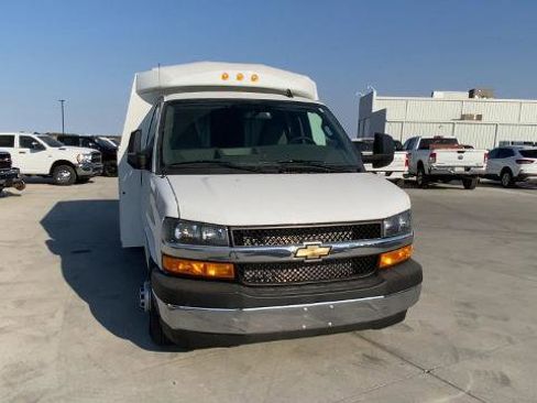 New 2024 Chevrolet Express 3500 w/ Power Convenience Package image 60