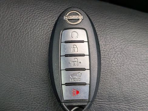 Used 2022 Nissan Armada SL w/ Midnight Edition Package image 32