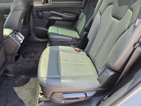 Used 2025 Kia Sorento SX FWD image 25