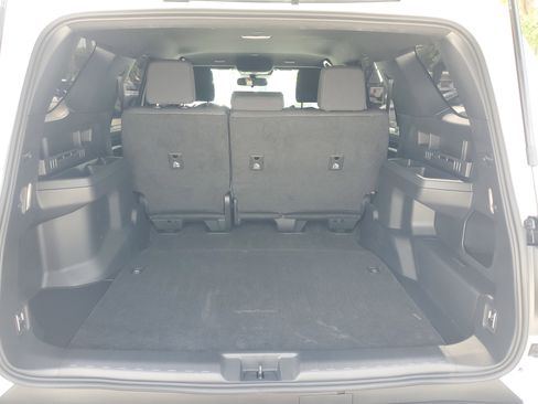 Certified 2025 Toyota 4Runner SR5 image 9