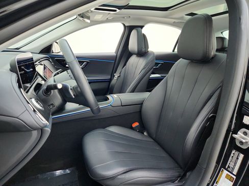 Certified 2025 Mercedes-Benz E 350 4MATIC Sedan image 17
