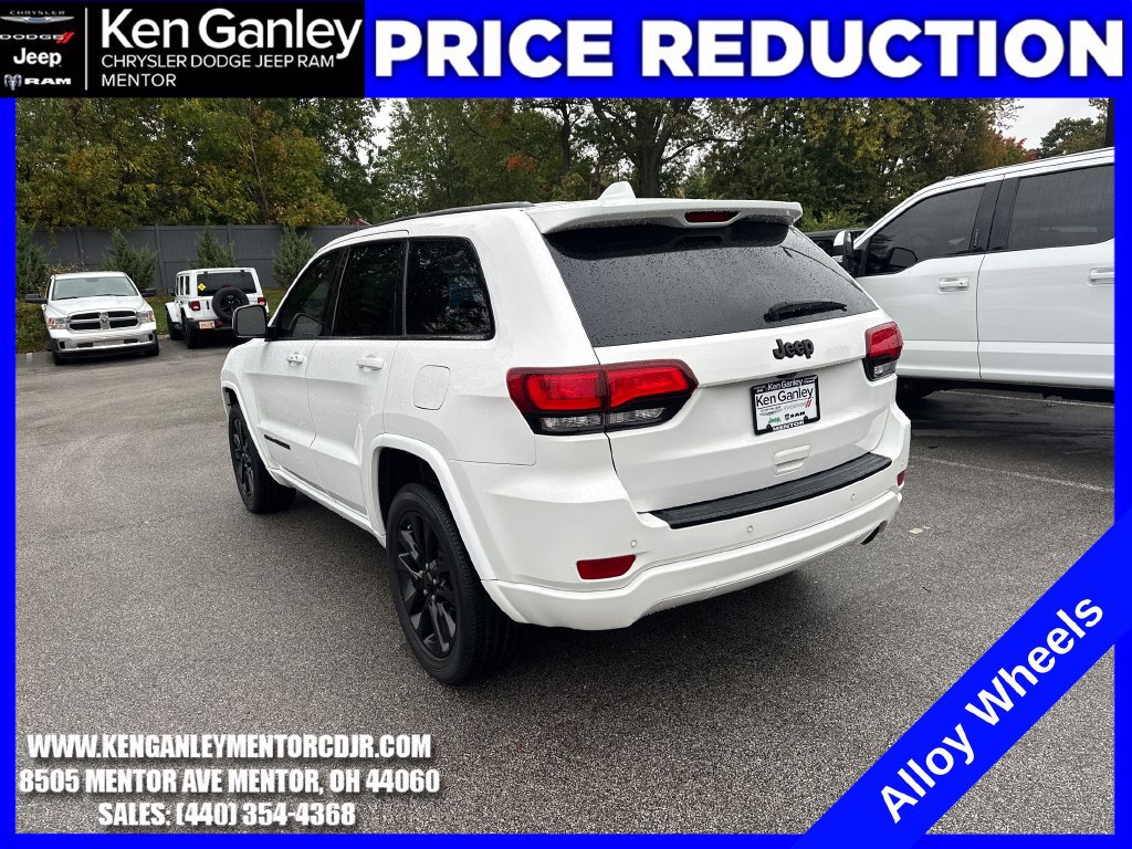 Used 2018 Jeep Grand Cherokee Altitude AWD/4WD image 6