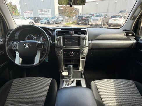 Used 2016 Toyota 4Runner SR5 RWD image 12
