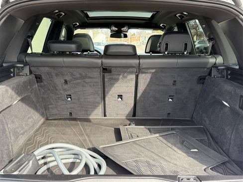 Used 2025 BMW X5 xDrive50e w/ Executive Package image 5