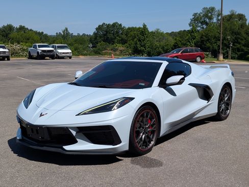 Used 2023 Chevrolet Corvette Stingray Premium Cpe w/ Z51 Performance Package RWD image 5
