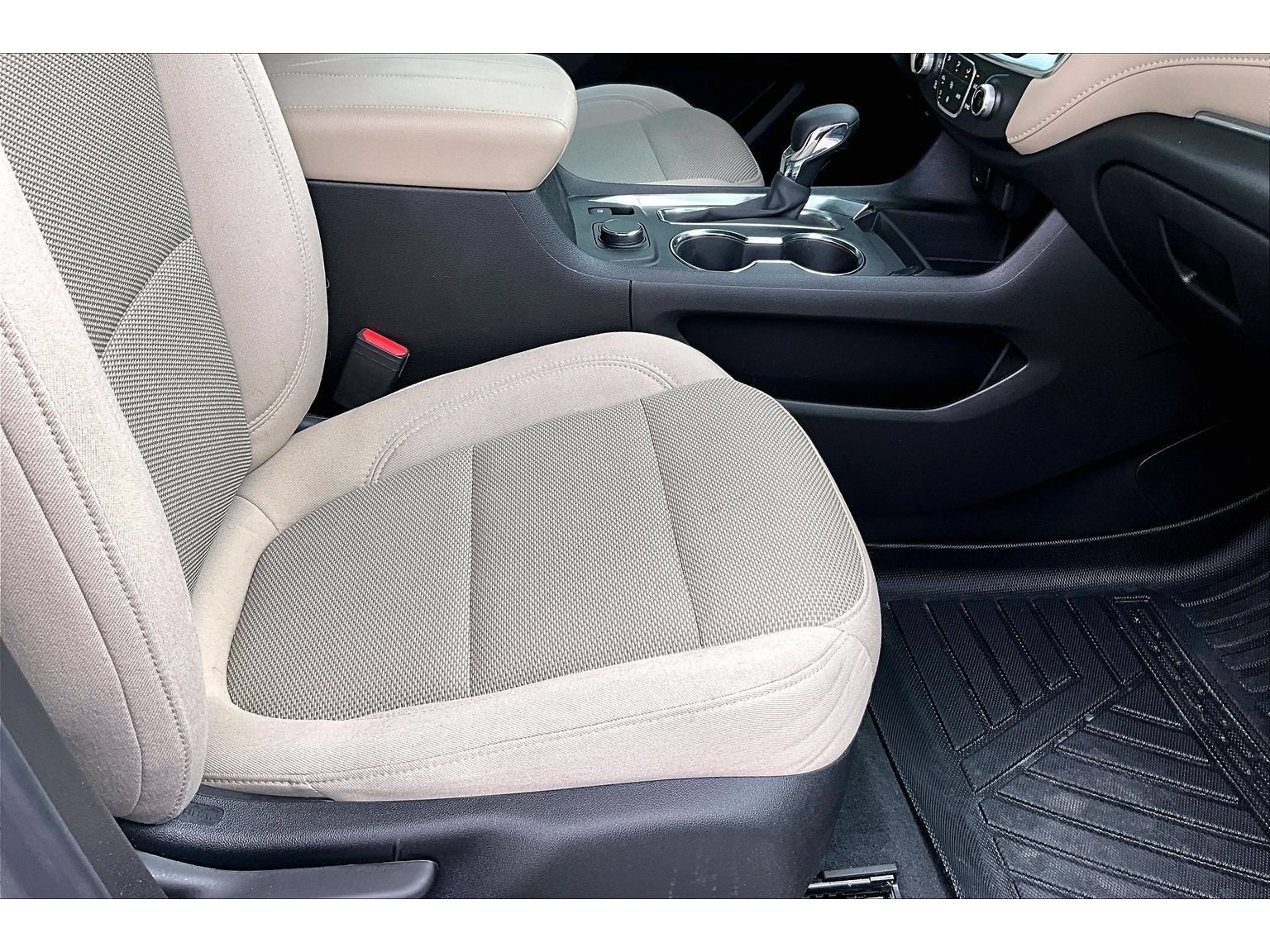 Used 2024 Chevrolet Traverse LS w/ Safety Package FWD image 44