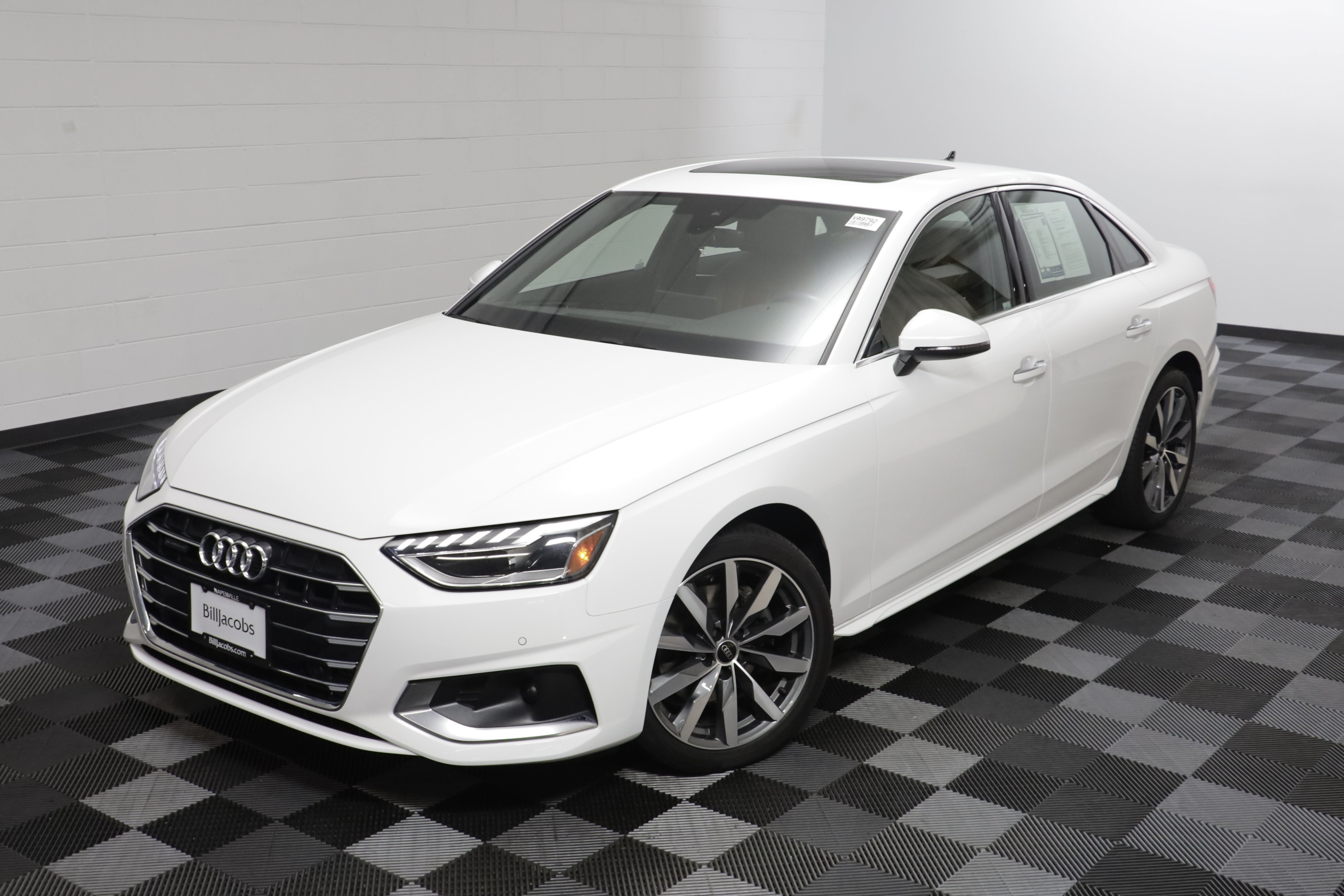 Used 2023 Audi A4 2.0T Premium w/ Convenience Package AWD/4WD image 2