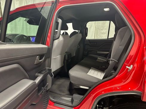 Used 2025 Toyota 4Runner TRD Sport image 41