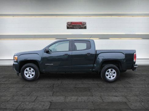 Used 2017 GMC Canyon 2WD Crew Cab w/ Convenience Package image 4