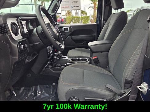 Used 2025 Jeep Wrangler Sport AWD/4WD image 13