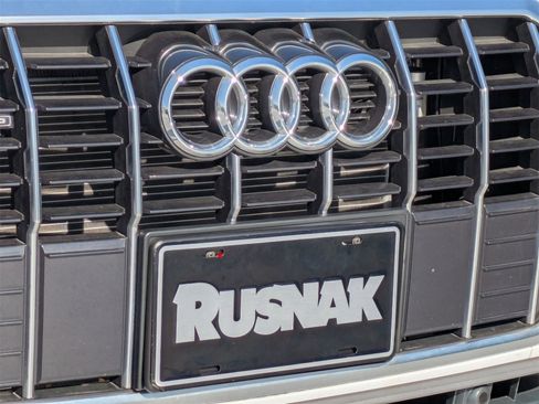 Used 2024 Audi Q3 2.0T Premium image 24