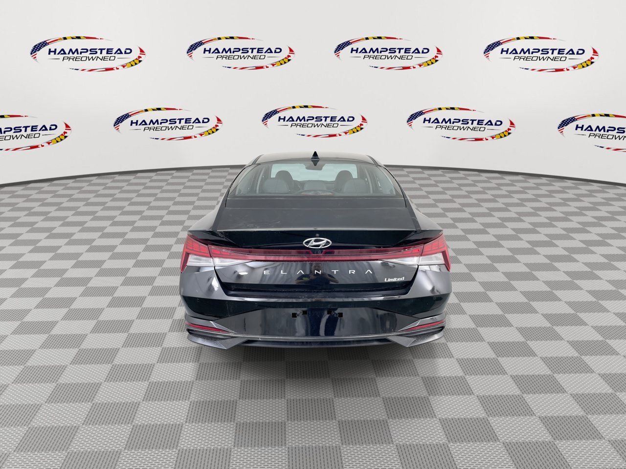 Used 2022 Hyundai Elantra Limited FWD image 7
