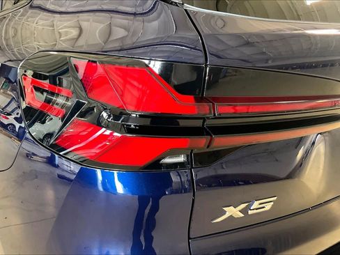 New 2026 BMW X5 xDrive50e image 14