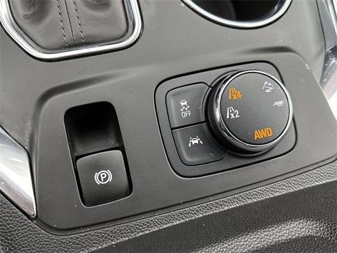 Certified 2020 Chevrolet Traverse Premier w/ Redline Edition image 18