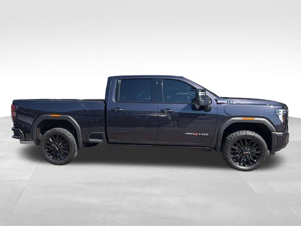 Used 2024 GMC Sierra 2500 AT4 w/ AT4 Premium Plus Package AWD/4WD image 2