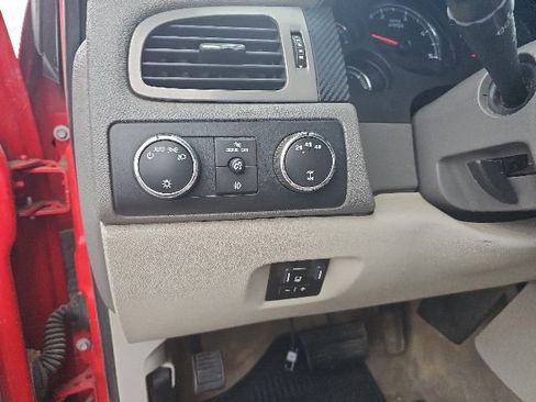Used 2014 Chevrolet Silverado 2500 LTZ w/ LTZ Plus Package AWD/4WD image 18