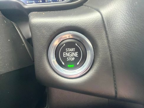 Certified 2023 Chevrolet Suburban Premier w/ Advanced Technology Package AWD/4WD image 26