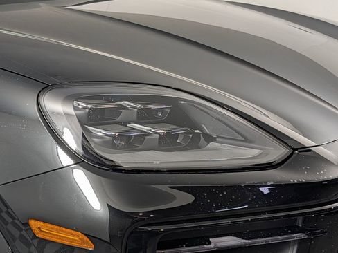 New 2026 Porsche Cayenne Coupe image 15