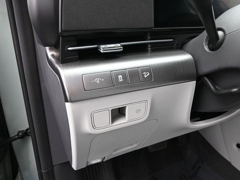 Certified 2024 Hyundai Kona SEL image 19