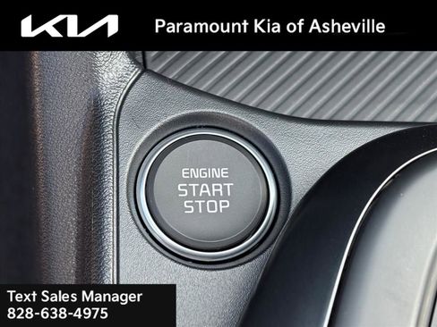 New 2025 Kia K4 LXS image 14