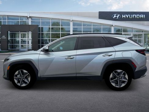 New 2026 Hyundai Tucson SEL image 3