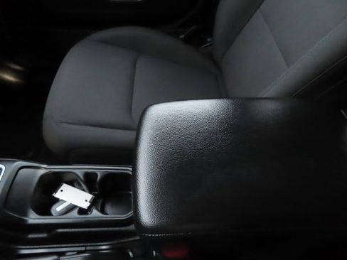 Used 2021 Jeep Wrangler Unlimited Sport image 36