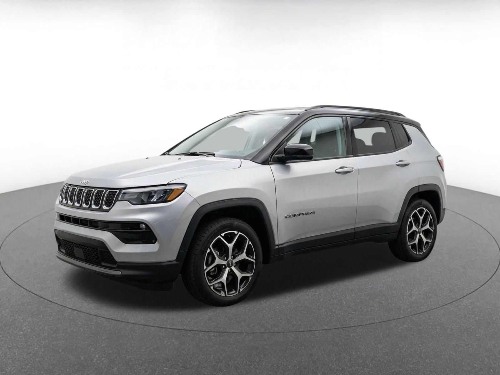 Used 2025 Jeep Compass Limited AWD/4WD image 3