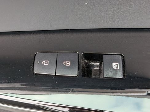 Used 2022 Kia EV6 GT-Line w/ First Edition Package image 38