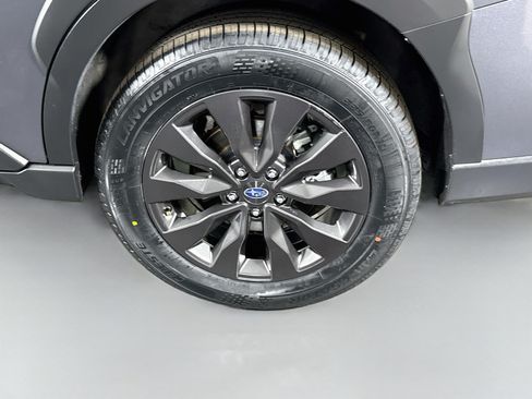 Used 2025 Subaru Outback Onyx Edition AWD/4WD image 37