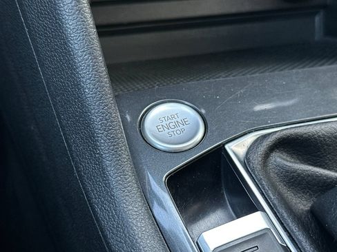 Used 2022 Volkswagen Tiguan S FWD image 22