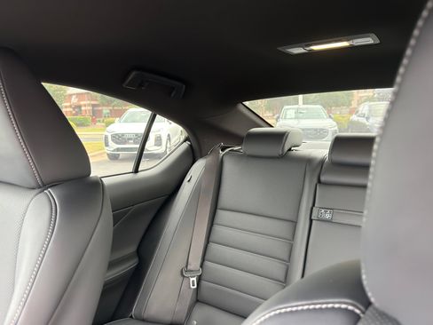 Used 2023 Lexus IS 350 F Sport RWD image 12
