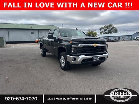 Used 2025 Chevrolet Silverado 2500 LT w/ Safety Package image 6
