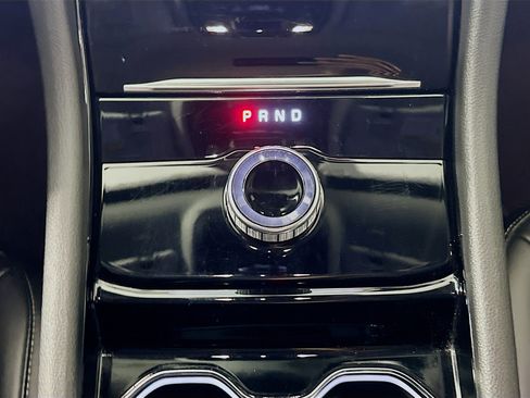 Used 2023 Jeep Grand Cherokee Limited w/ Black Appearance Package image 25