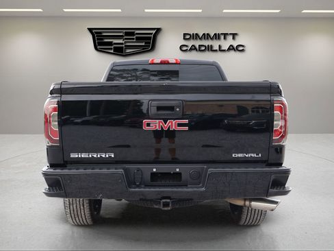 Used 2017 GMC Sierra 1500 Denali w/ Denali Ultimate Package AWD/4WD image 4