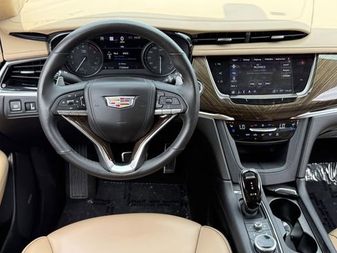 Used 2022 Cadillac XT6 Sport w/ Platinum Package AWD/4WD image 12