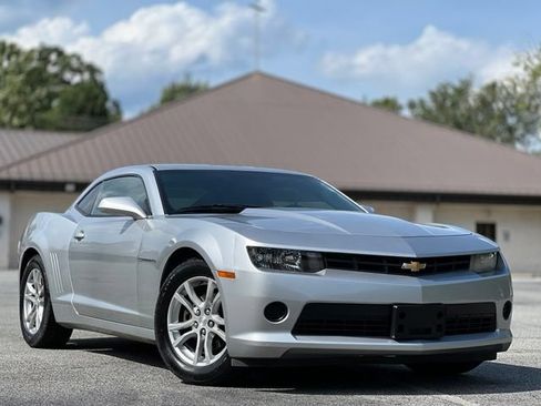 Used 2014 Chevrolet Camaro LS RWD image 3