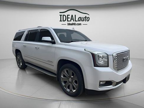Used 2016 GMC Yukon XL Denali w/ Open Road Package image 12