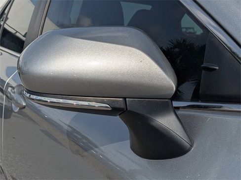 Used 2024 Toyota Camry SE image 12