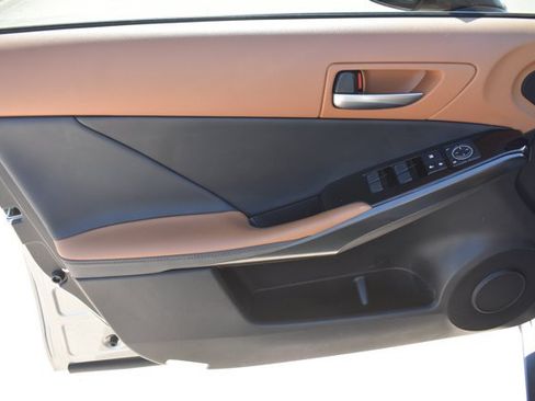 Used 2023 Lexus IS 300 w/ Comfort Package RWD image 11