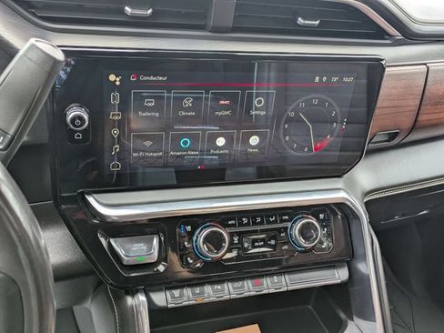 Used 2024 GMC Sierra 3500 Denali Ultimate AWD/4WD image 21