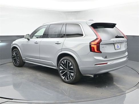 New 2026 Volvo XC90 B6 Plus w/ Protection Package Premier image 6