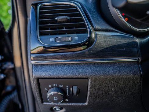 Used 2020 Jeep Grand Cherokee Trailhawk image 18