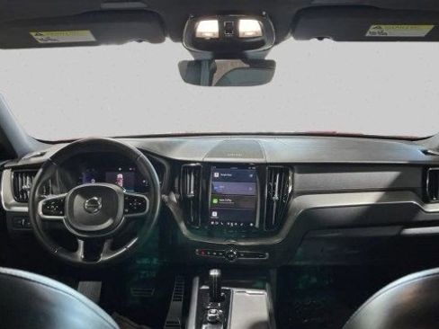 Used 2022 Volvo XC60 T8 R-Design w/ Advanced Package image 14