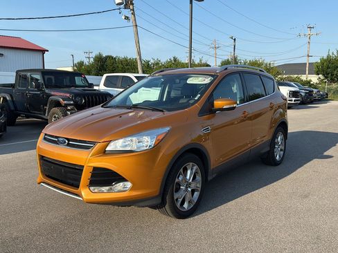 Used 2016 Ford Escape Titanium AWD/4WD image 6