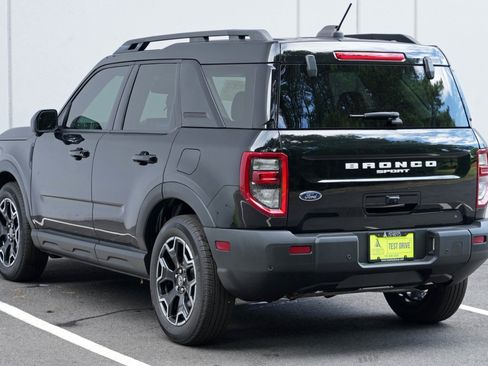 Used 2025 Ford Bronco Sport Outer Banks w/ Outer Banks Tech Package+ AWD/4WD image 51