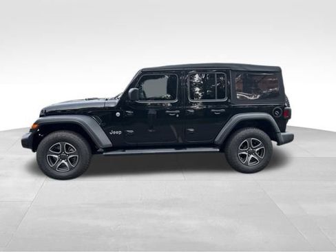 Used 2021 Jeep Wrangler Unlimited Sport image 3