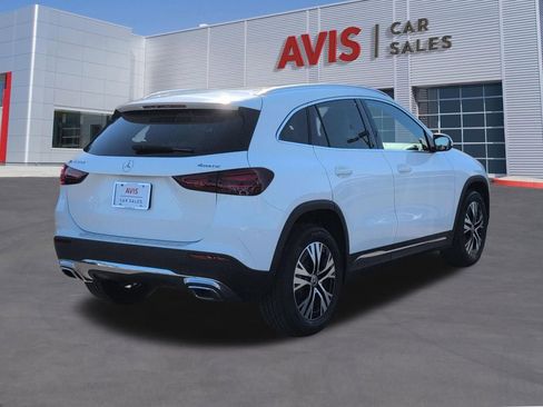 Used 2025 Mercedes-Benz GLA 250 4MATIC image 6