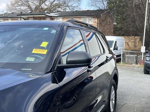 Used 2023 Ford Explorer XLT w/ Equipment Group 202A image 11