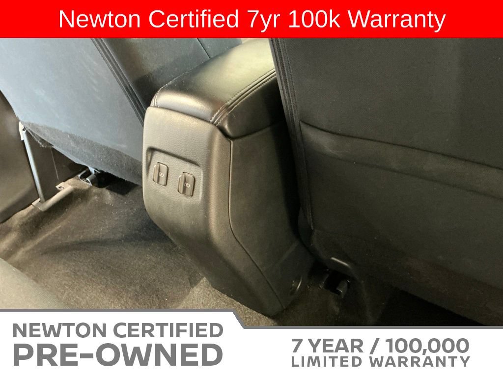 Used 2024 Nissan Kicks SV FWD image 15